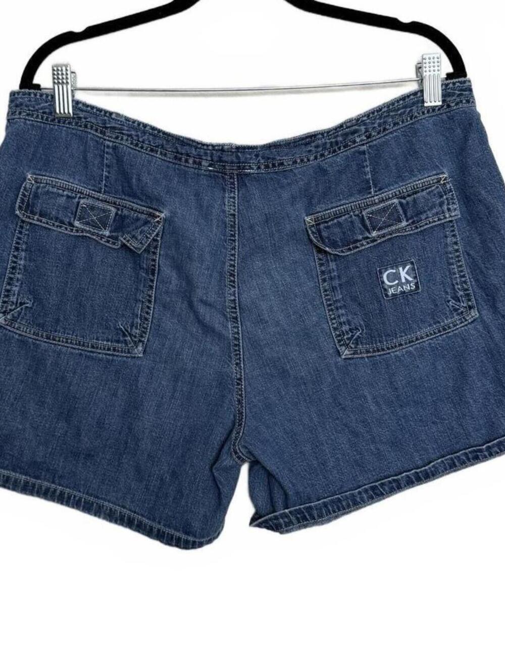 Calvin Klein Jeans Blue Denim Cargo Shorts Size M